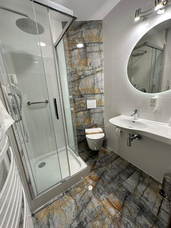 Hotel Kresowianka كونين المظهر الخارجي الصورة