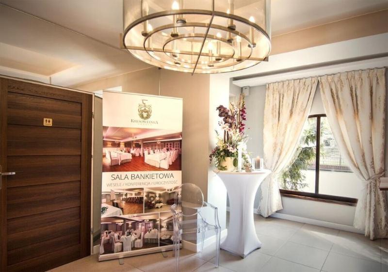 Hotel Kresowianka كونين المظهر الخارجي الصورة