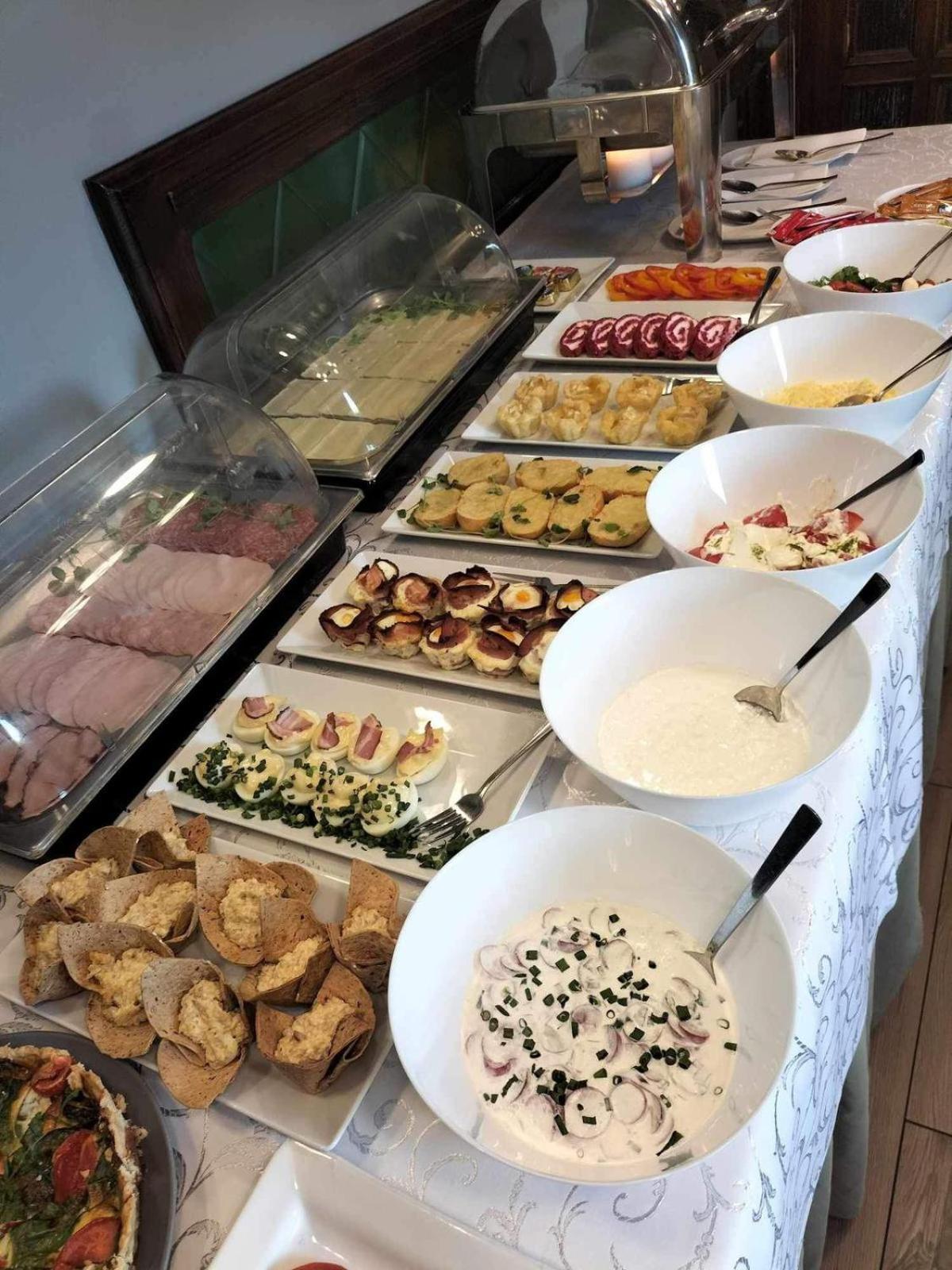 Hotel Kresowianka كونين المظهر الخارجي الصورة